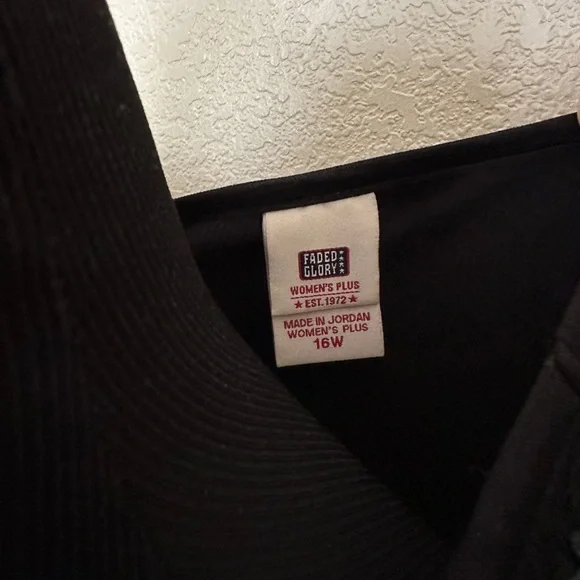 Faded Glory Black Lace Tank Top - Picture 4 of 4